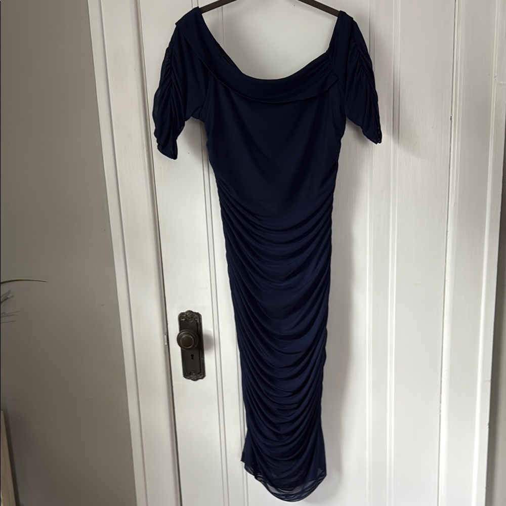 VENUS Blue Off-Shoulder Short Sleeve Bodycon Midi Dress